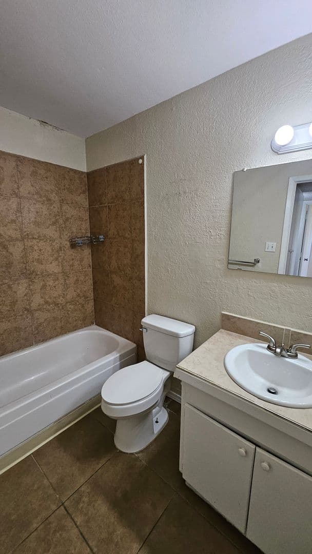 Albuquerque Apartment: 2813 Muriel Street NE A-D