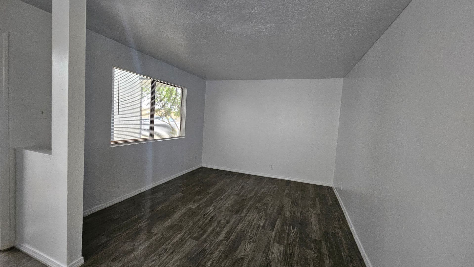 Albuquerque Apartment: 3600 Lafayette Dr.