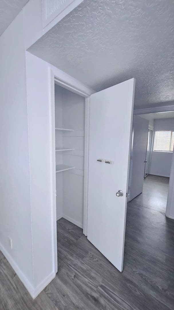 Albuquerque Apartment: 3600 Lafayette Dr.