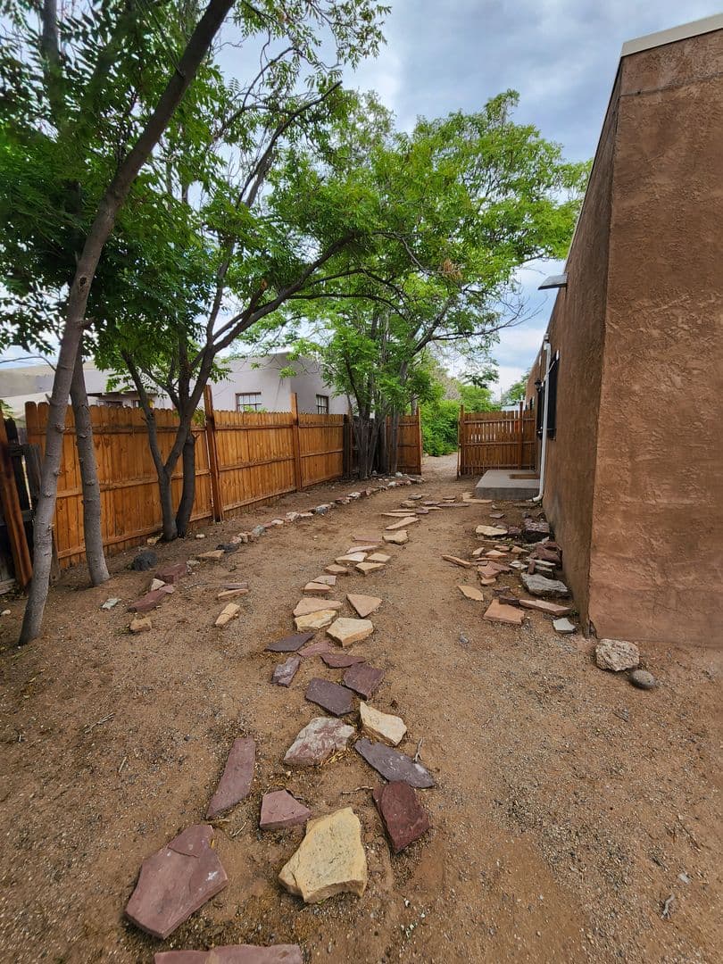 Albuquerque Apartment: 505 Princeton Drive SE A-B