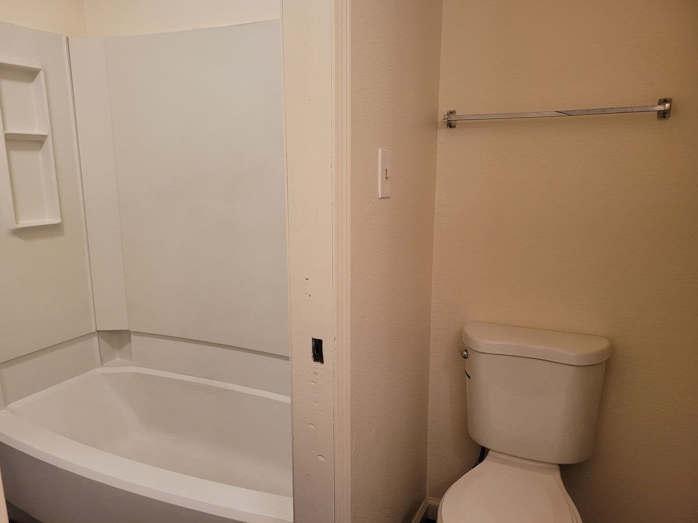 Albuquerque Apartment: 11324 Prospect NE A-D