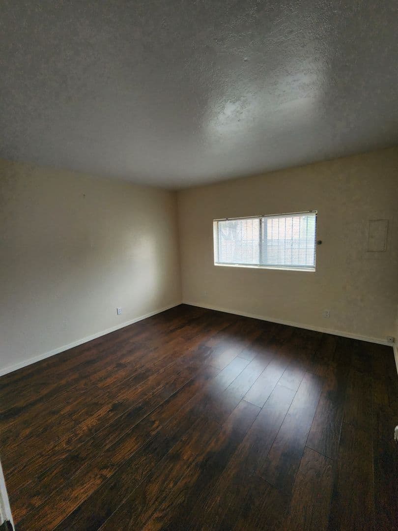 Albuquerque Apartment: 505 Princeton Drive SE A-B