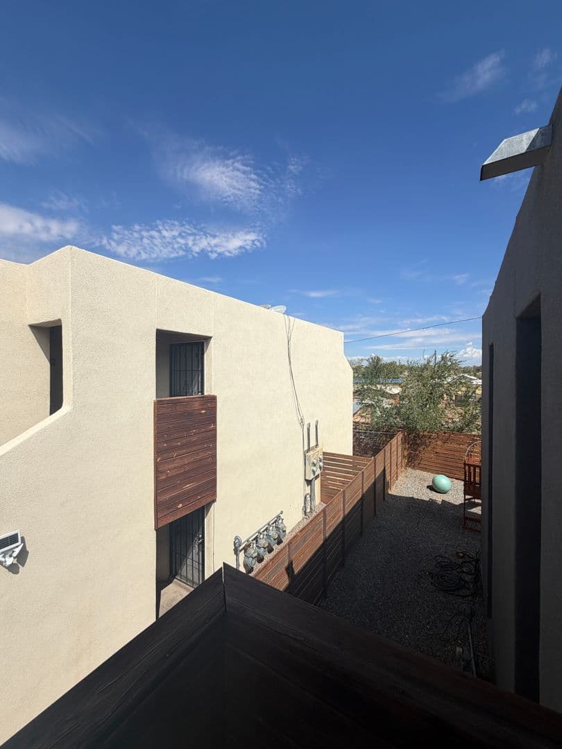 Albuquerque Apartment: 219 Candelaria Rd NW