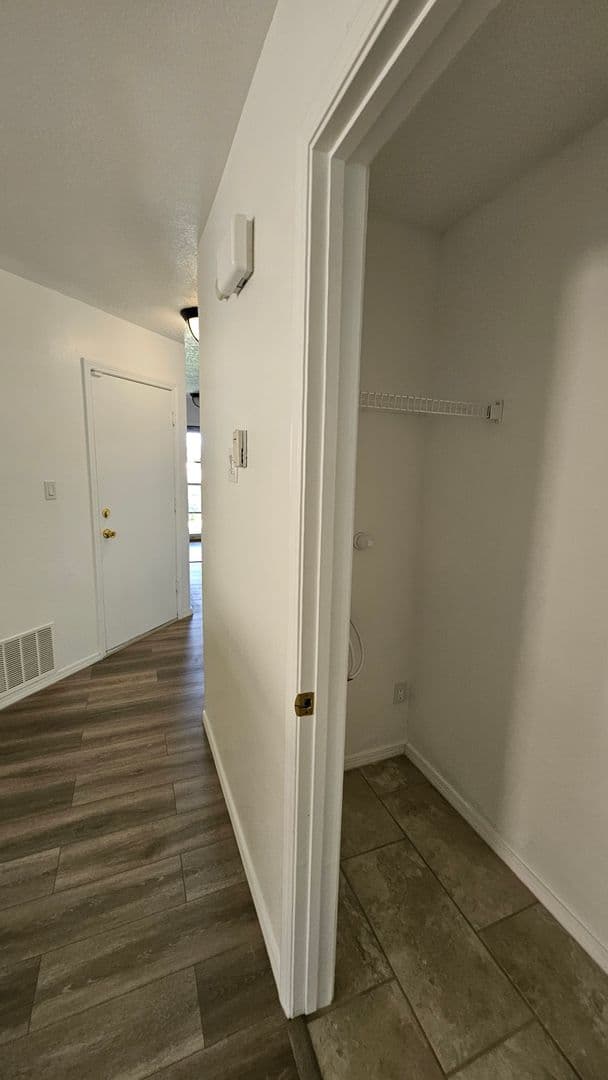 Albuquerque House: 2101 Sea Foam Street NW