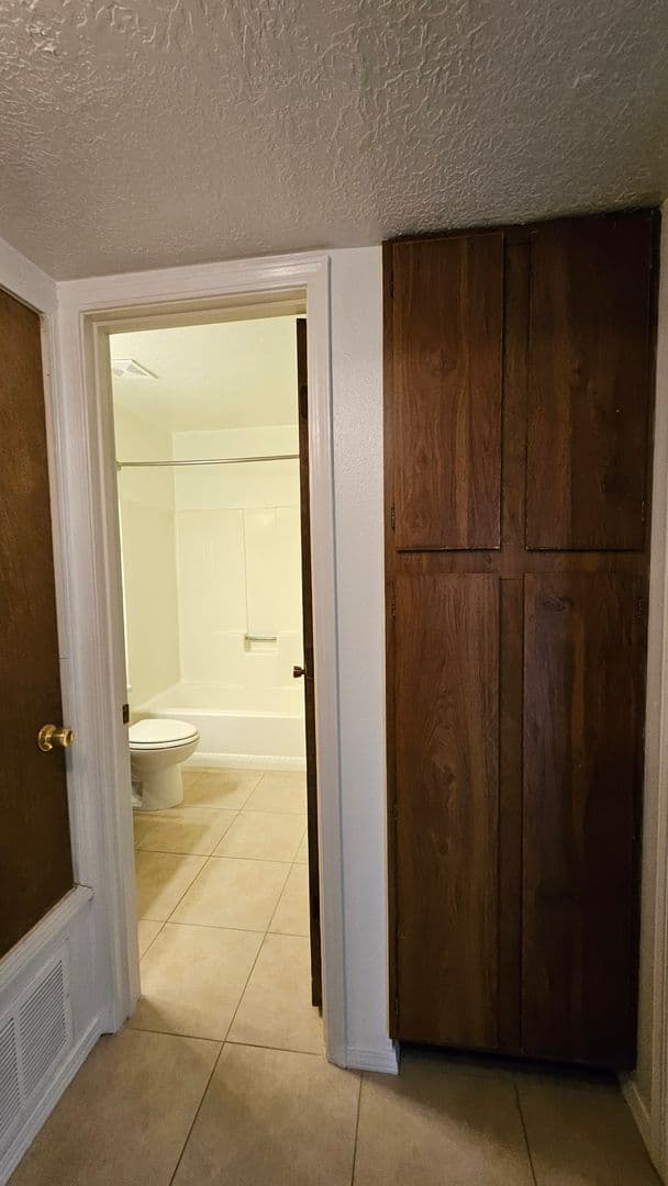 Grants Apartment: Wengert - Grants