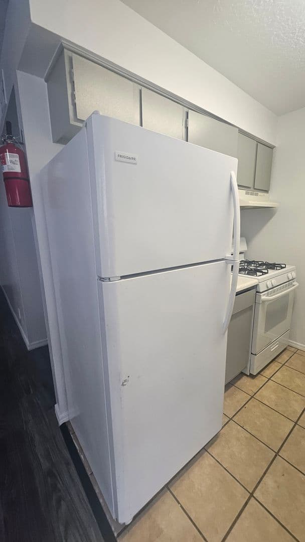 Albuquerque Apartment: 3600 Lafayette Dr.