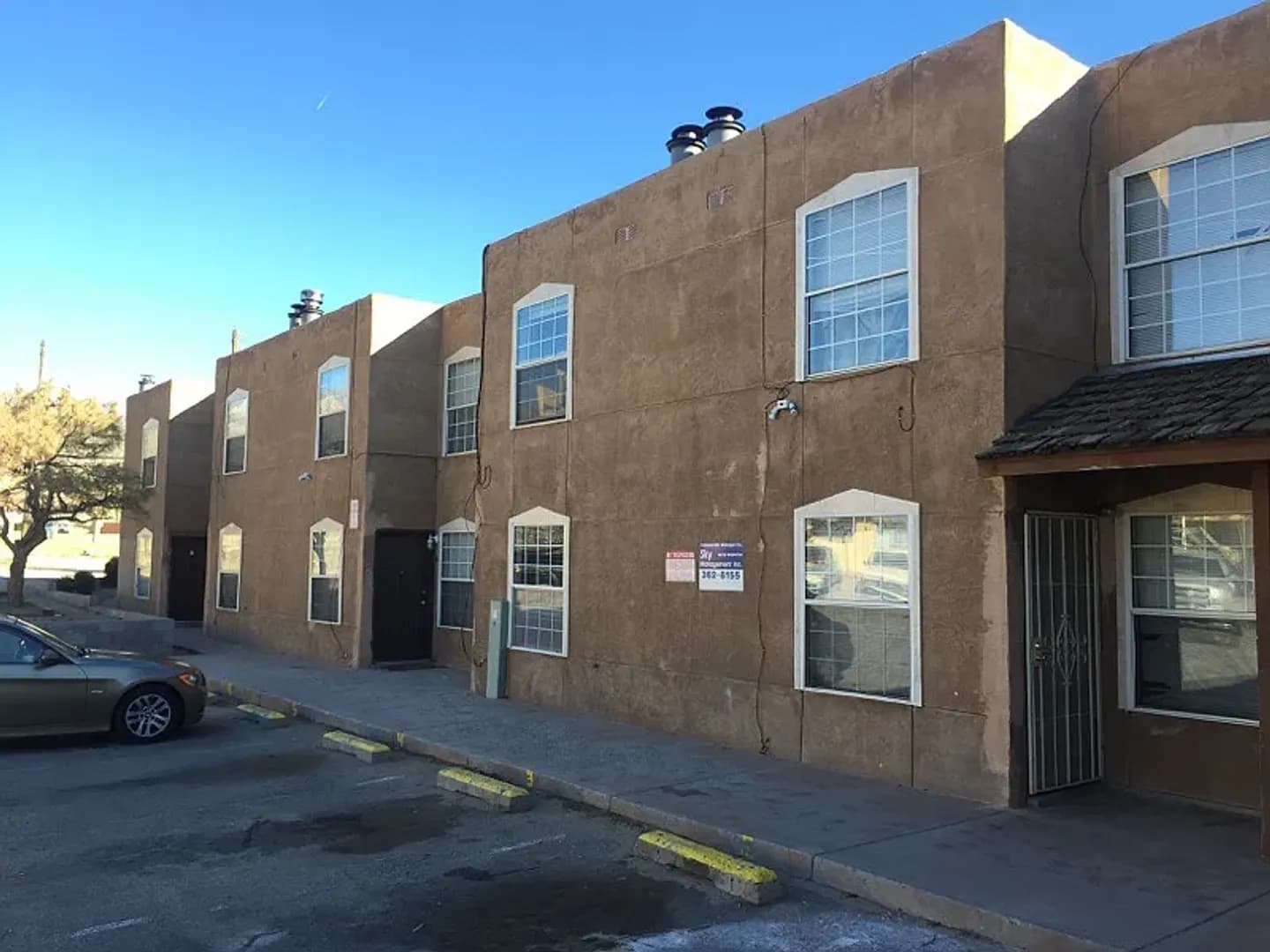 Albuquerque Apartment: 536 Chelwood Park Blvd NE 1-7