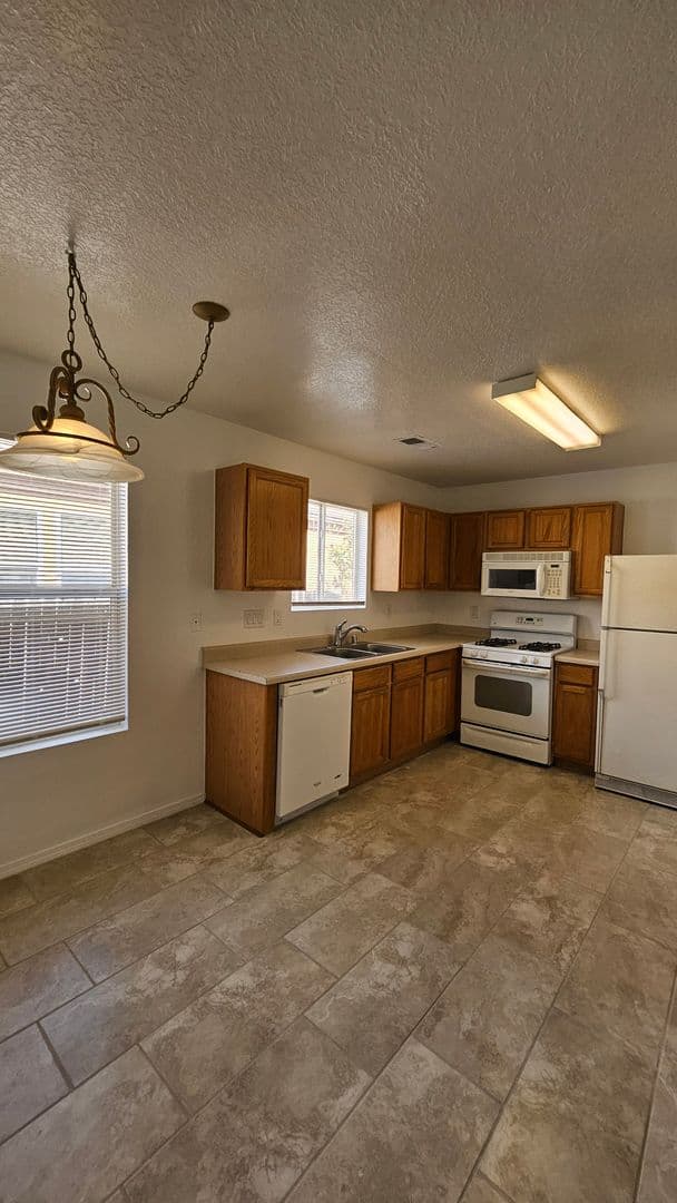 Albuquerque House: 2101 Sea Foam Street NW