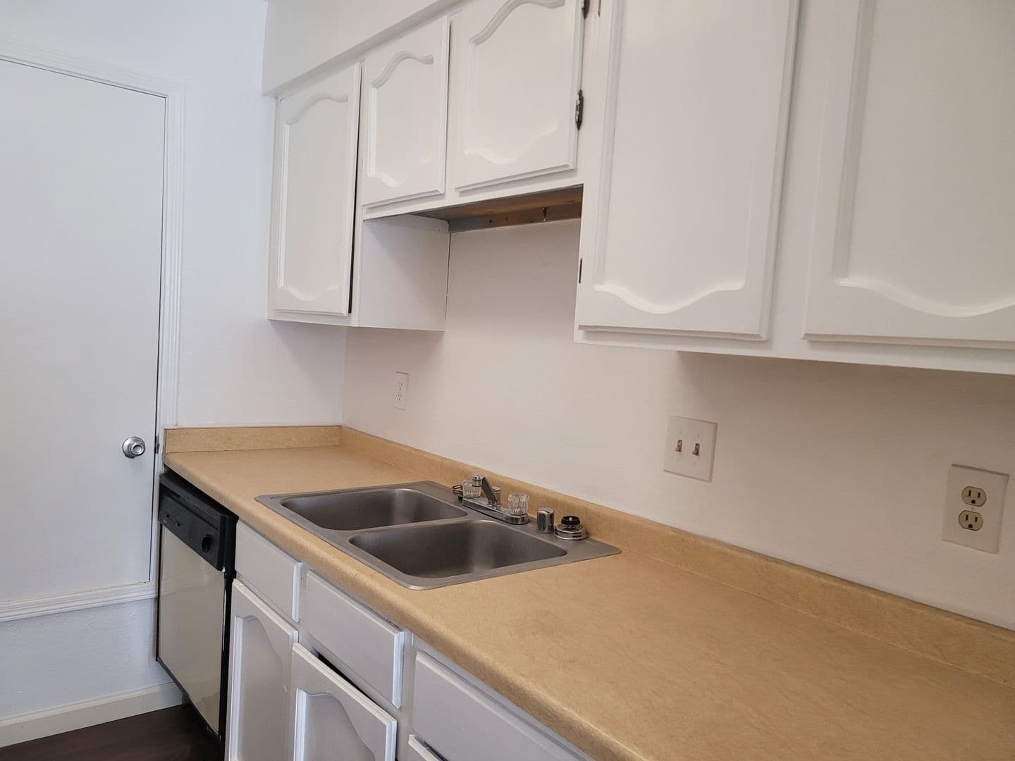Albuquerque Apartment: 11324 Prospect NE A-D