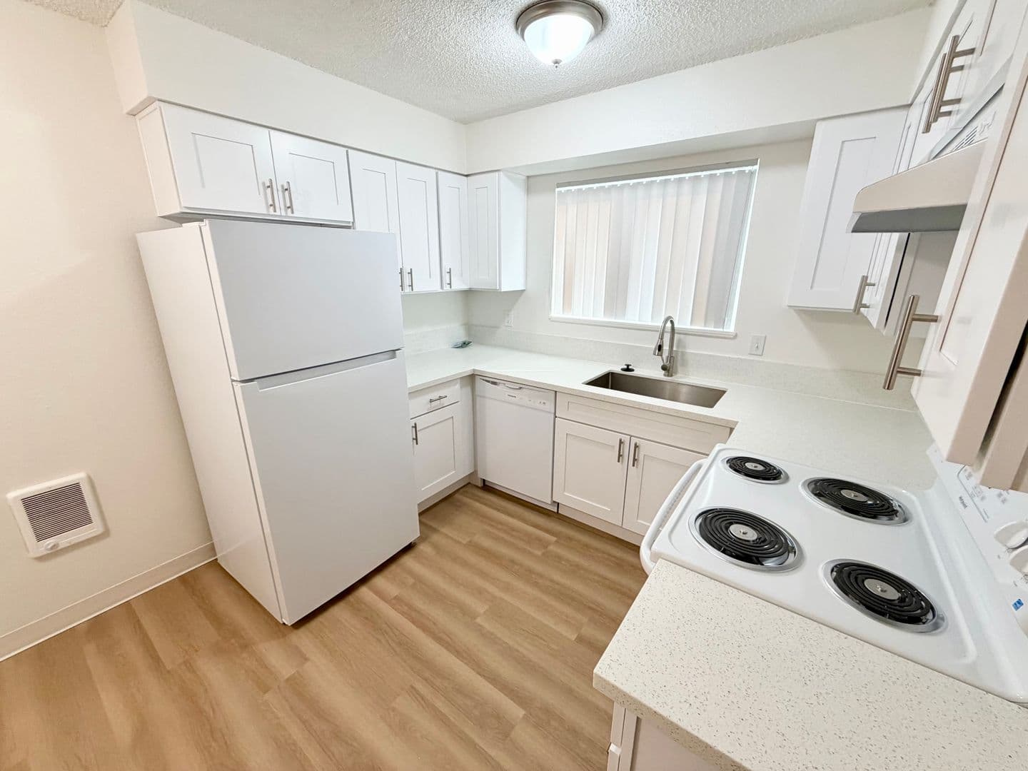 Tigard Apartment: 10450 SW McDonald St