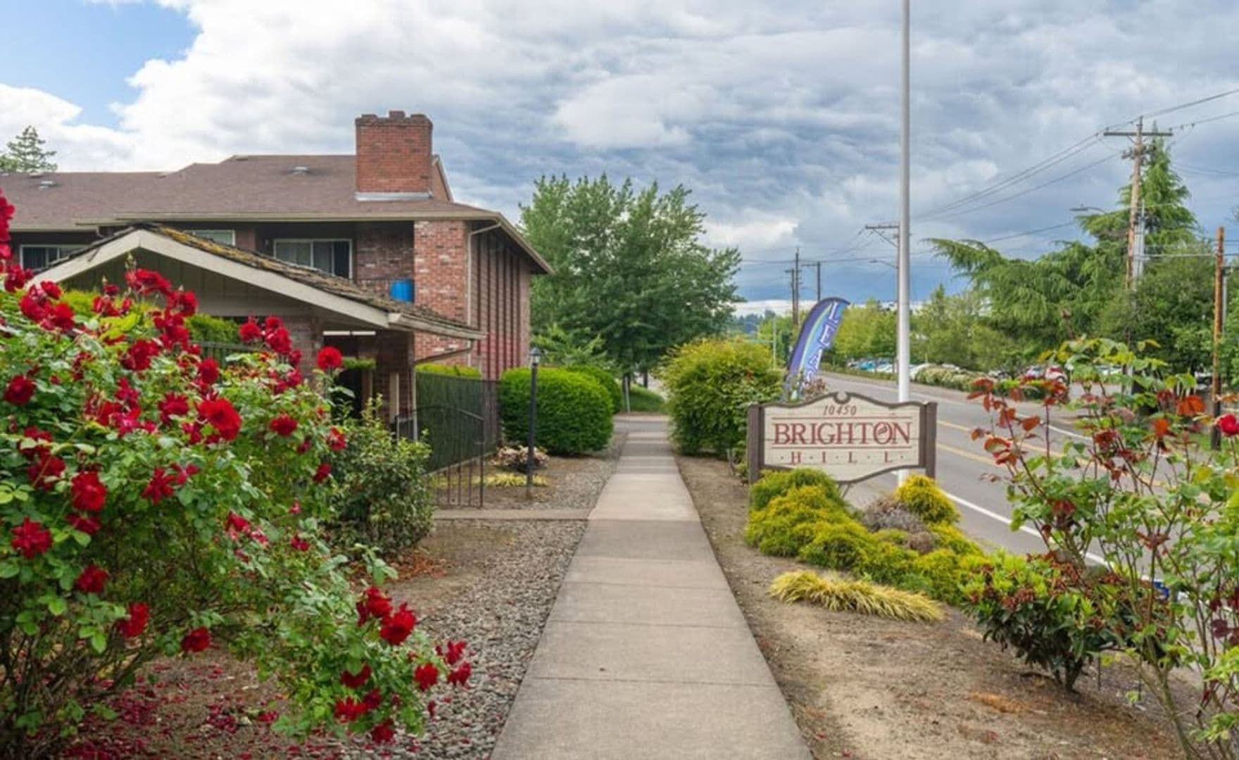 Tigard Apartment: 10450 SW McDonald St