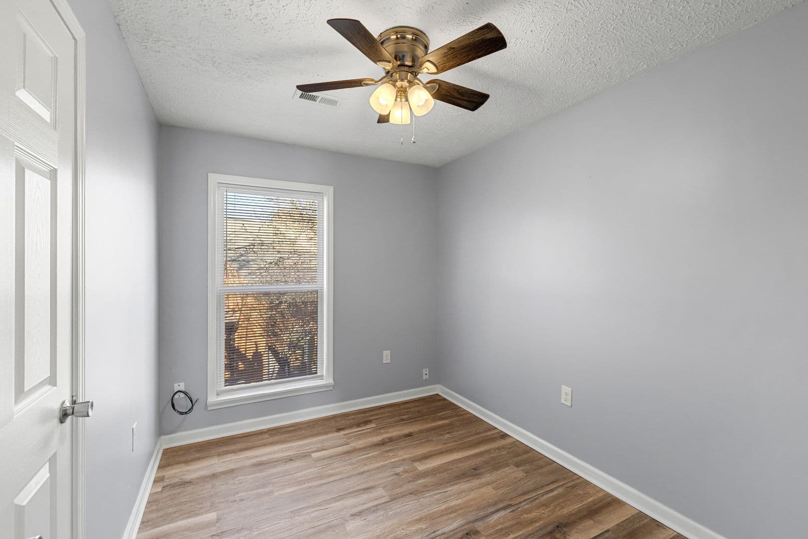 Owensboro Apartment: 630 Chuck Gray Ct