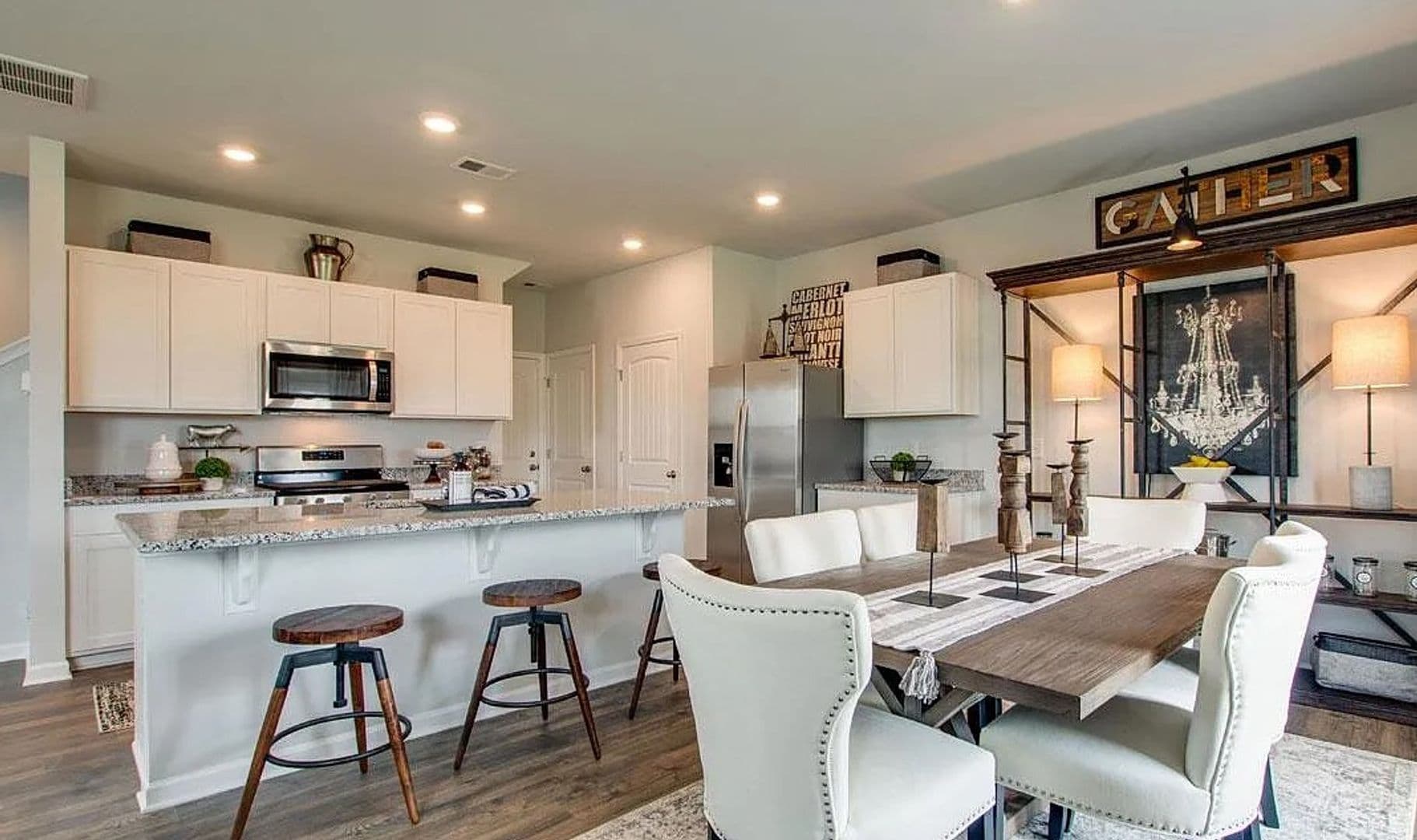 Bowling Green House: 7218 Eagle Stone Lane