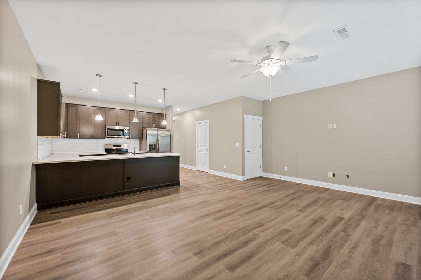 Bowling Green Apartment: 945 Riverbend Street