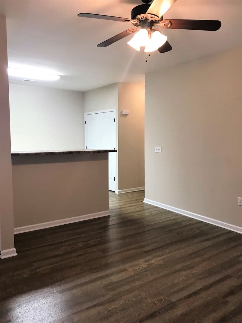 Bowling Green Apartment: 2730 Industrial Drive