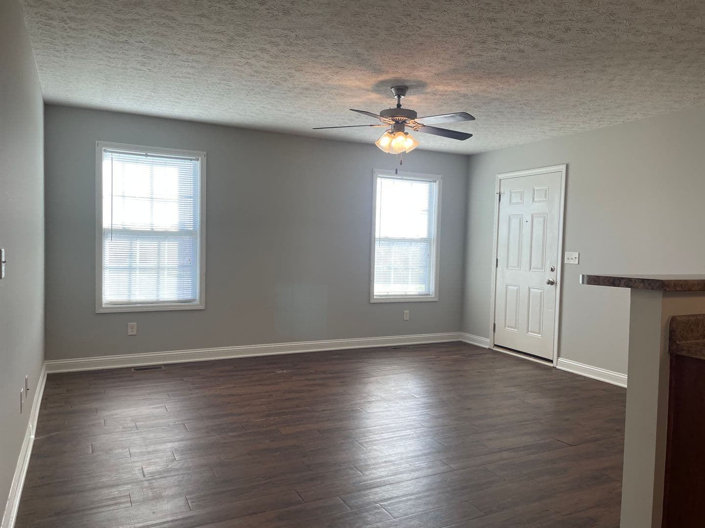 Bowling Green Apartment: 429 Upper Stone Avenue
