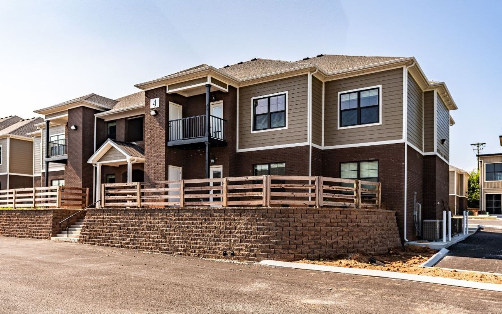 Bowling Green Apartment: 173 Traditions Boulevard