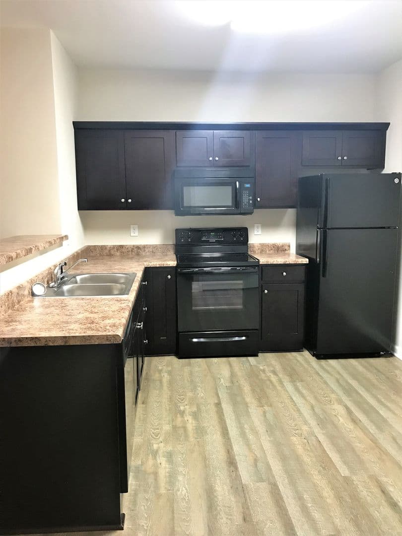 Bowling Green Apartment: 2730 Industrial Drive