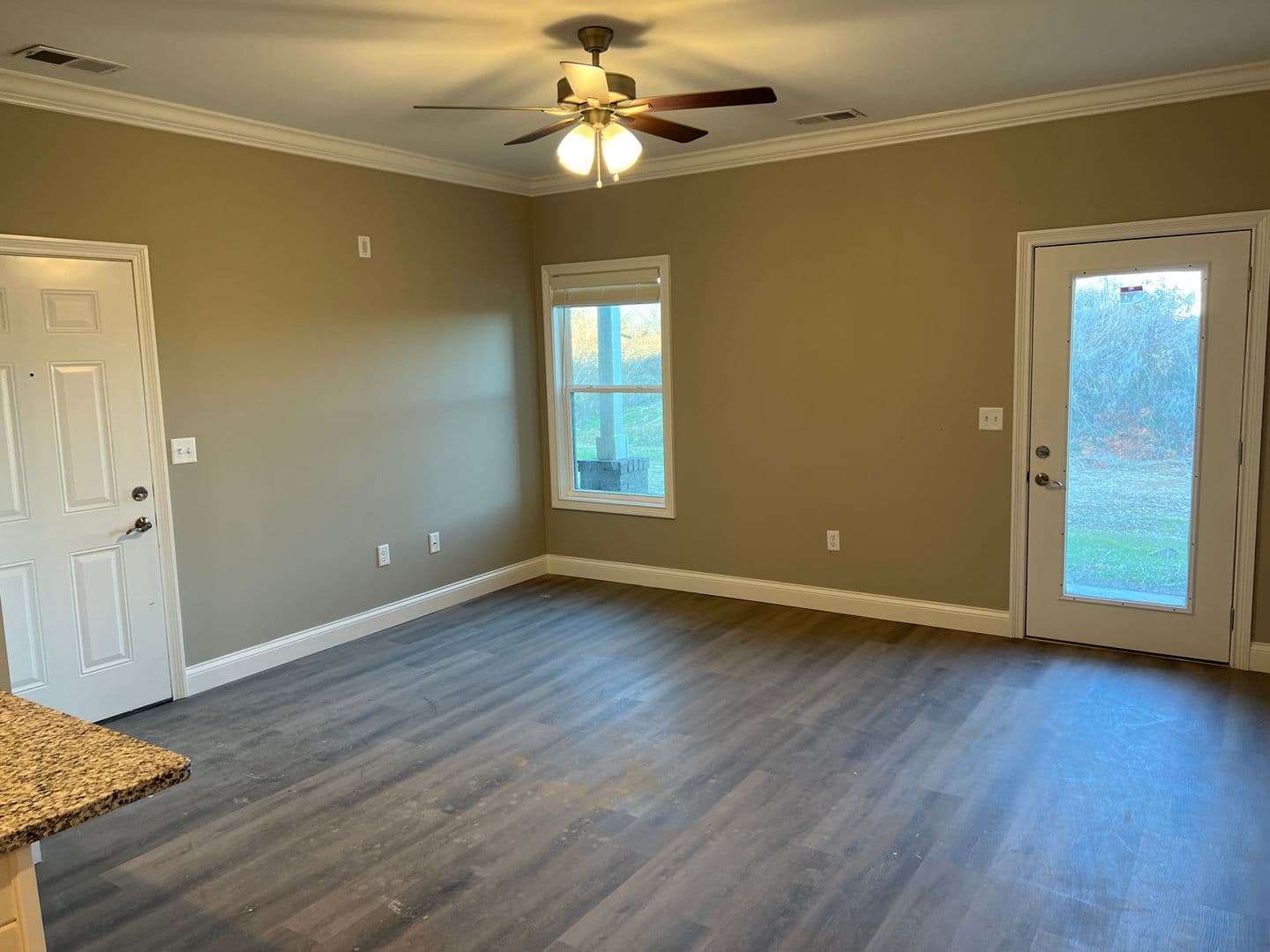 Bowling Green Apartment: 171 Hunt Village Lane