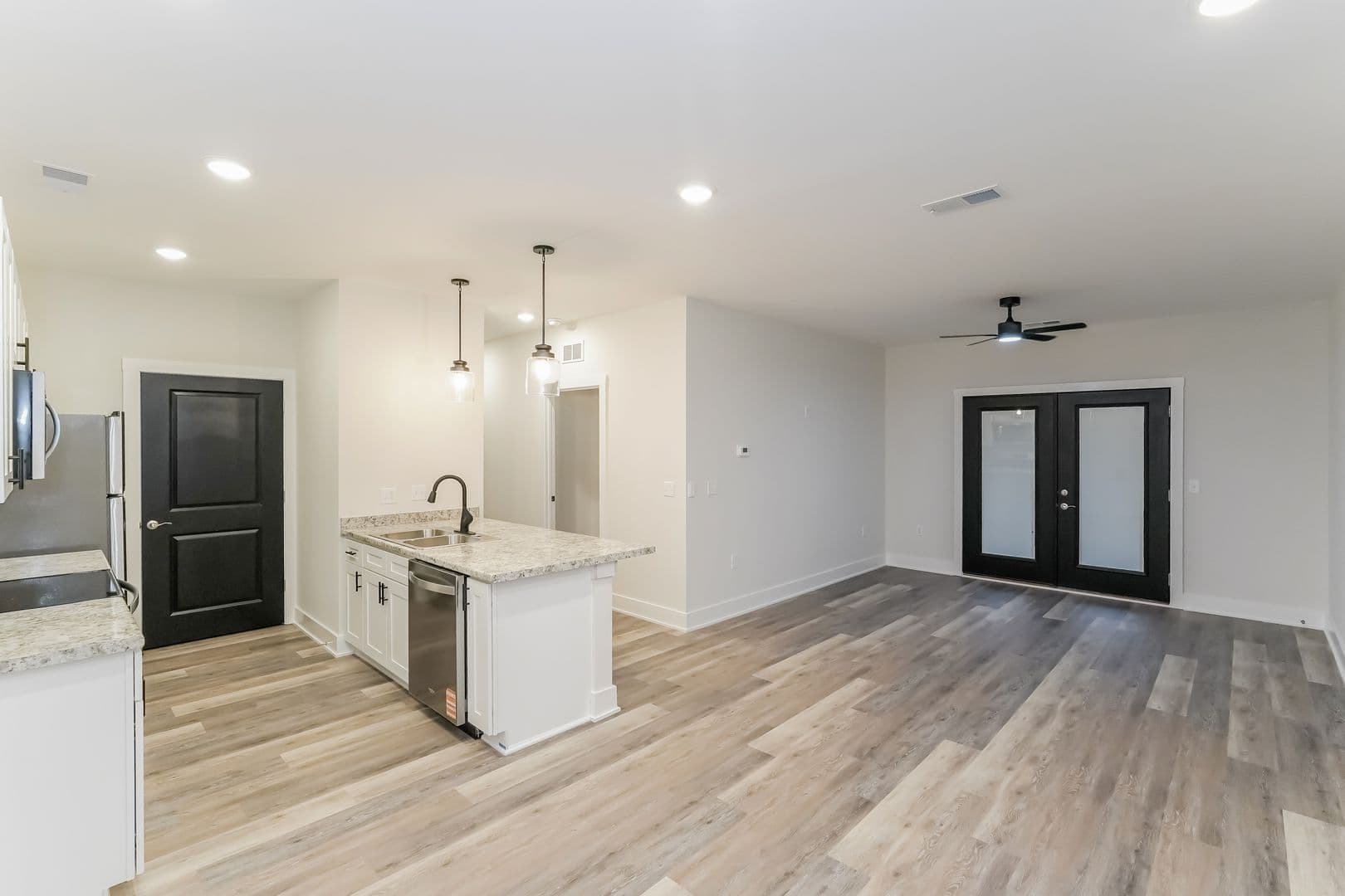 Franklin Apartment: 801 Blackjack Road
