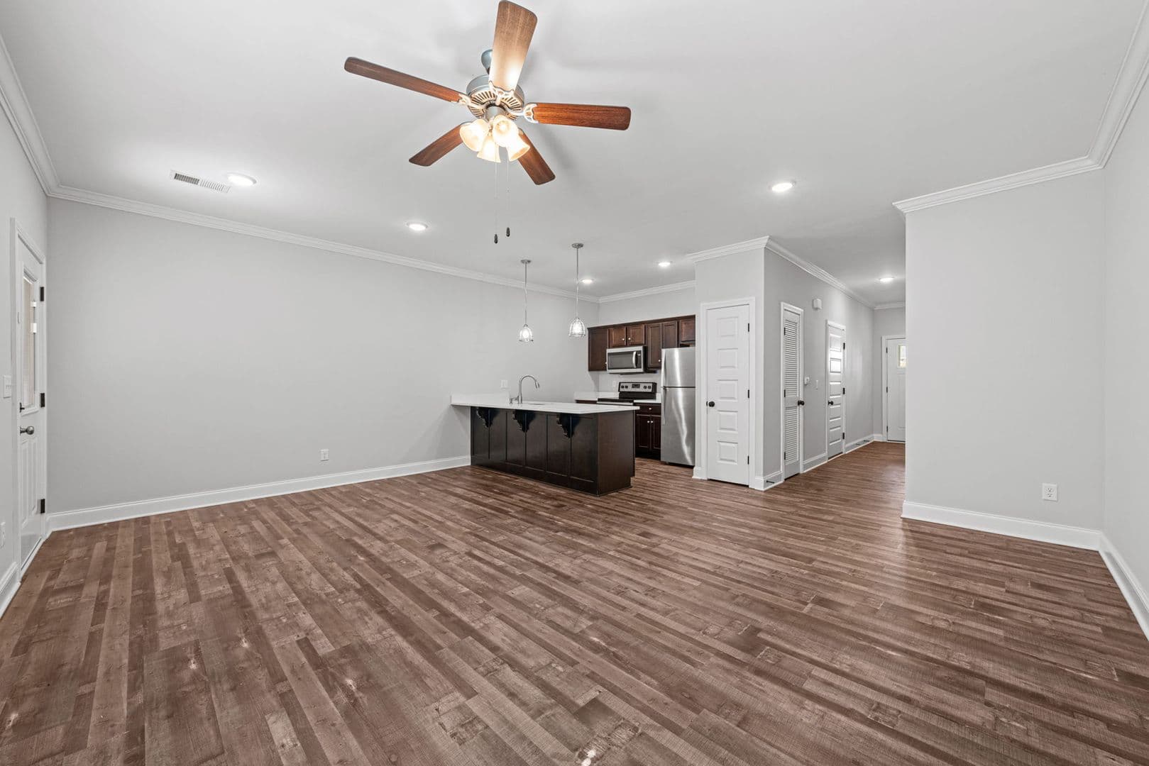 Bowling Green Apartment: 864 Fairview Avenue