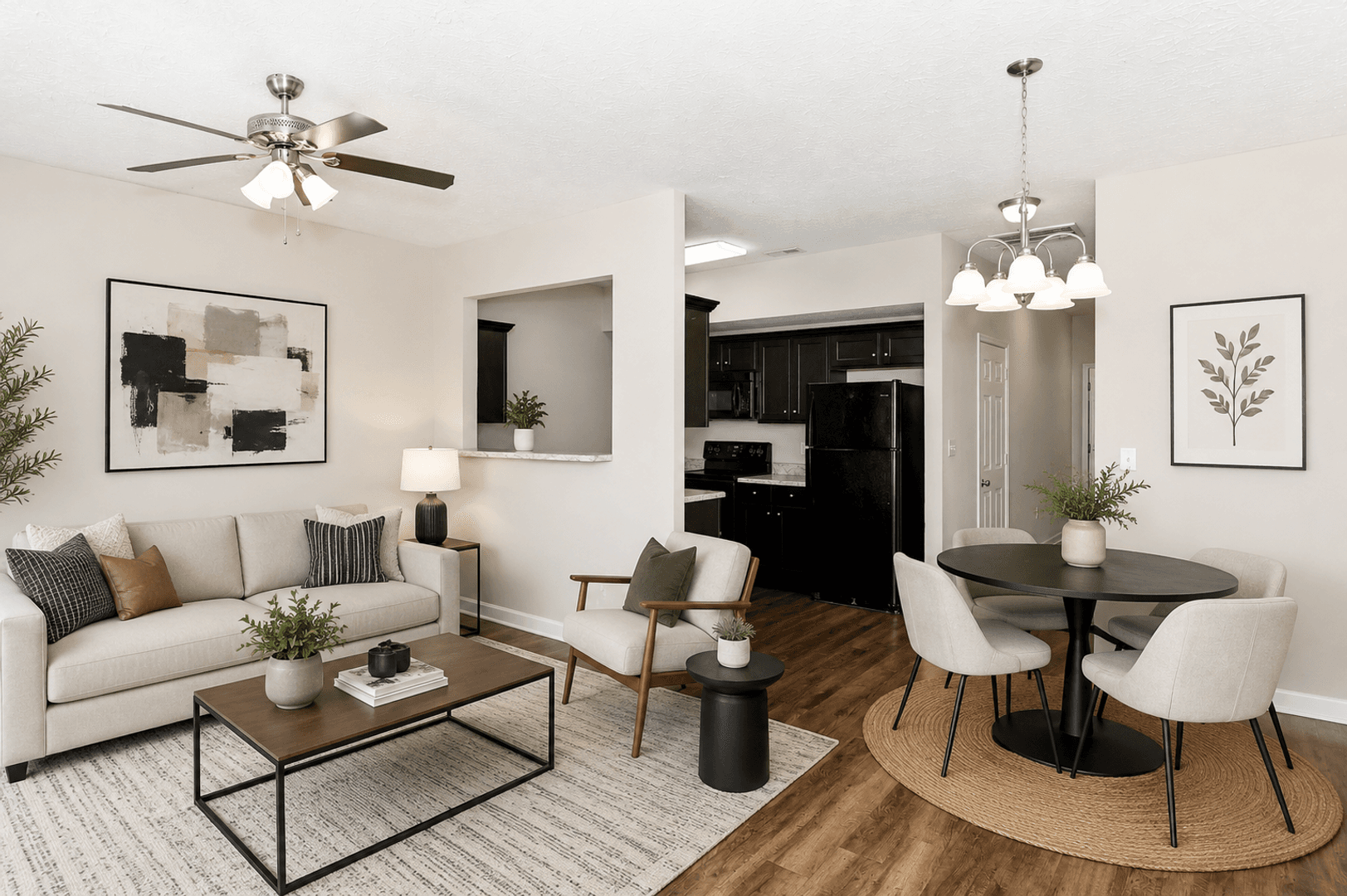 Bowling Green Apartment: 736 Village Creek Drive