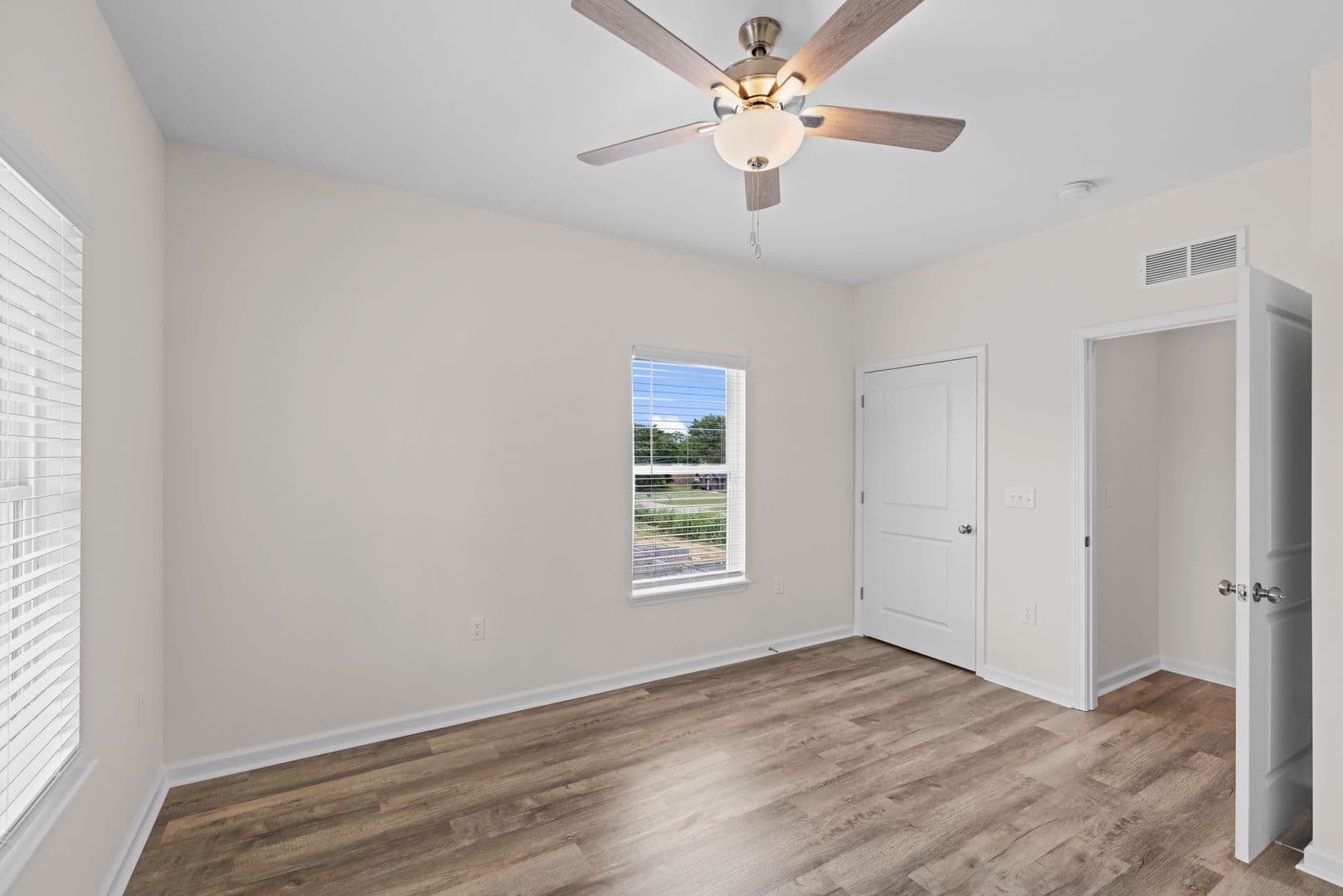 Owensboro Apartment: 2116 Daniels Lane