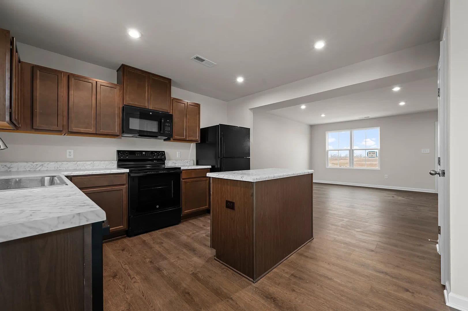 Franklin Townhome: 1018 Cambria Lane