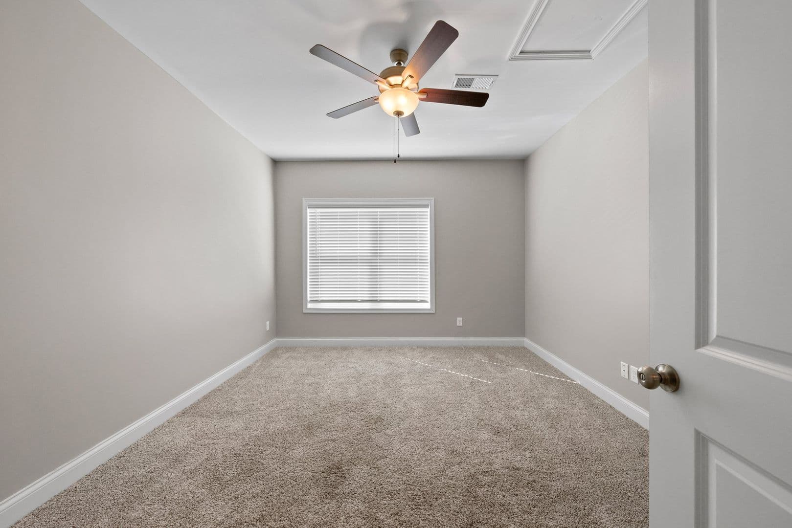 Bowling Green Apartment: 2363 Fox Ridge Court