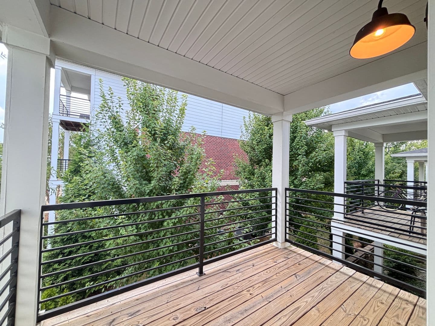 Bowling Green Apartment: 864 Fairview Avenue