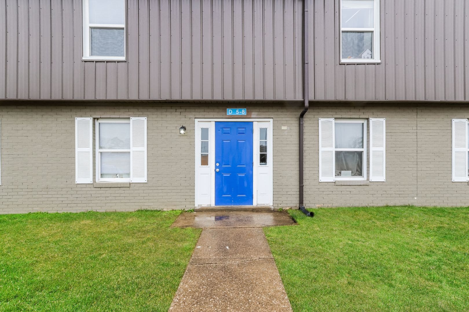 Glasgow Apartment: 200 Shalimar Drive
