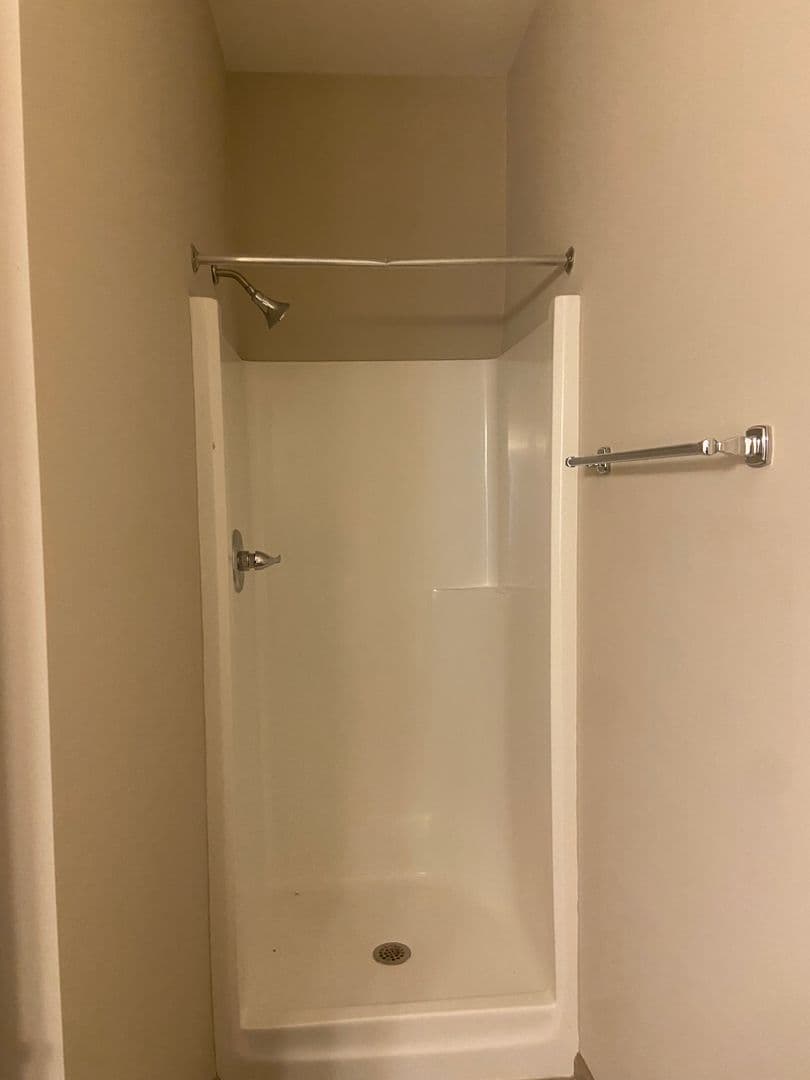 Bowling Green Apartment: 1607 & 1720 US 31W Bypass