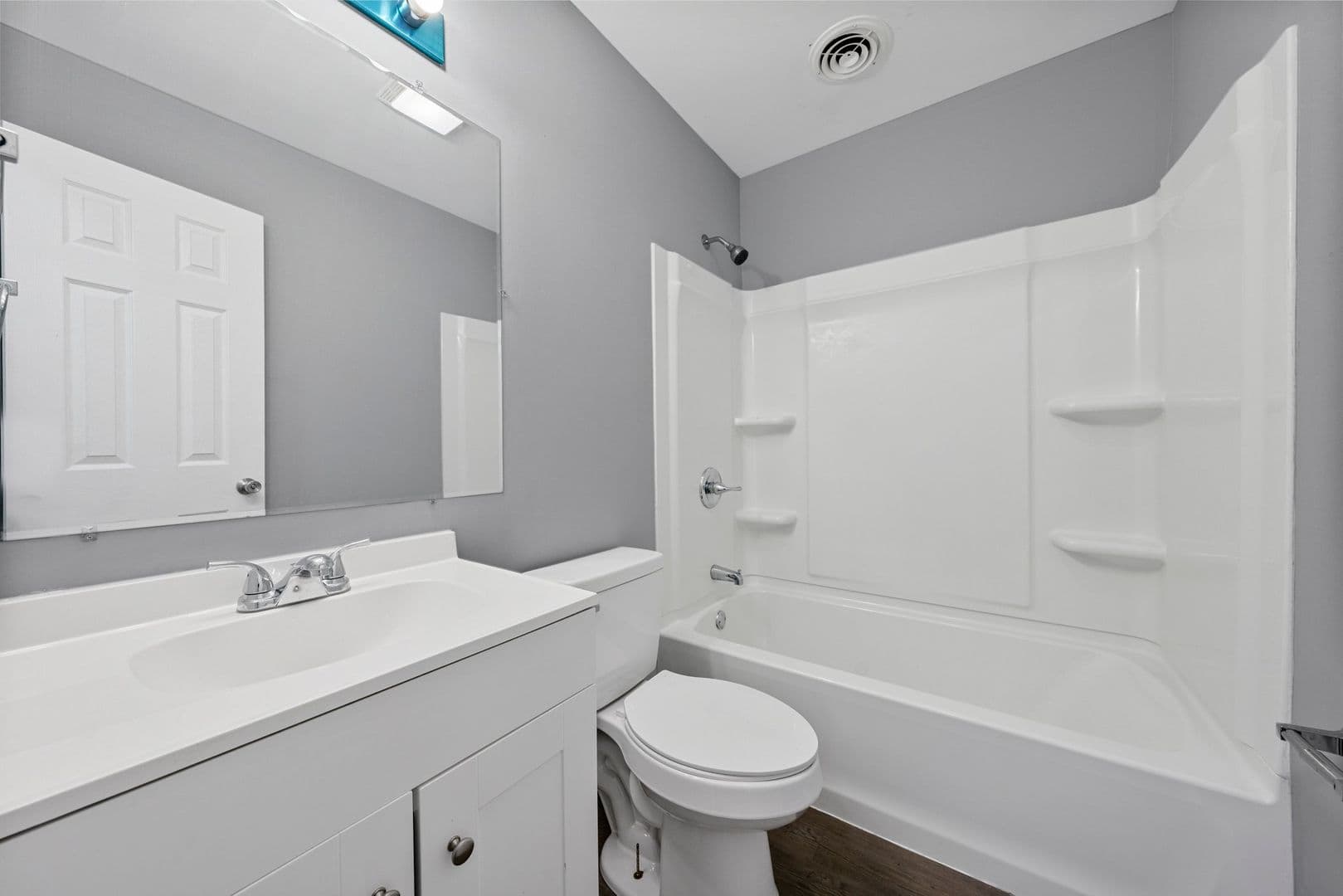 Owensboro Apartment: 630 Chuck Gray Ct