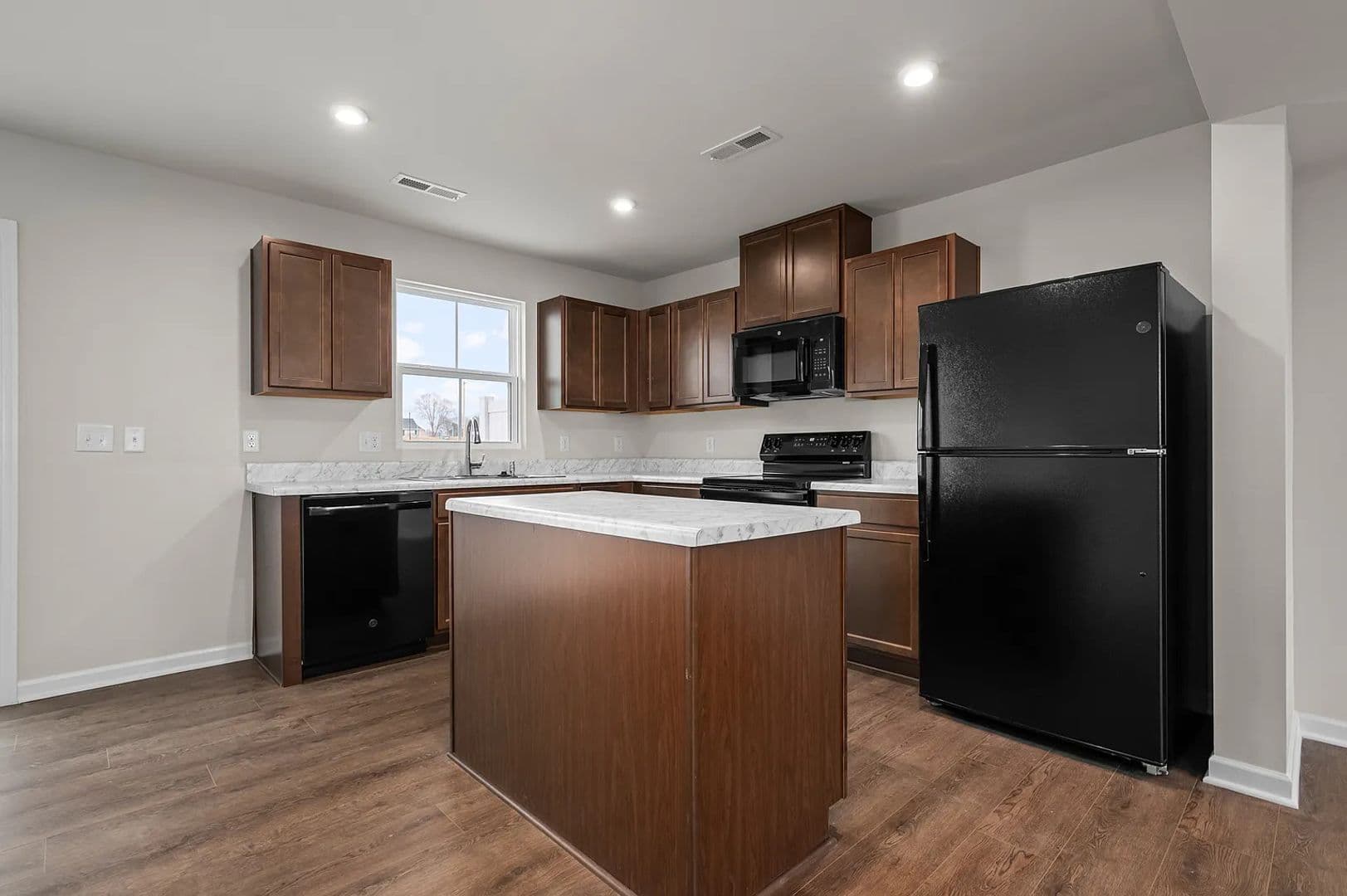 Franklin Townhome: 1018 Cambria Lane