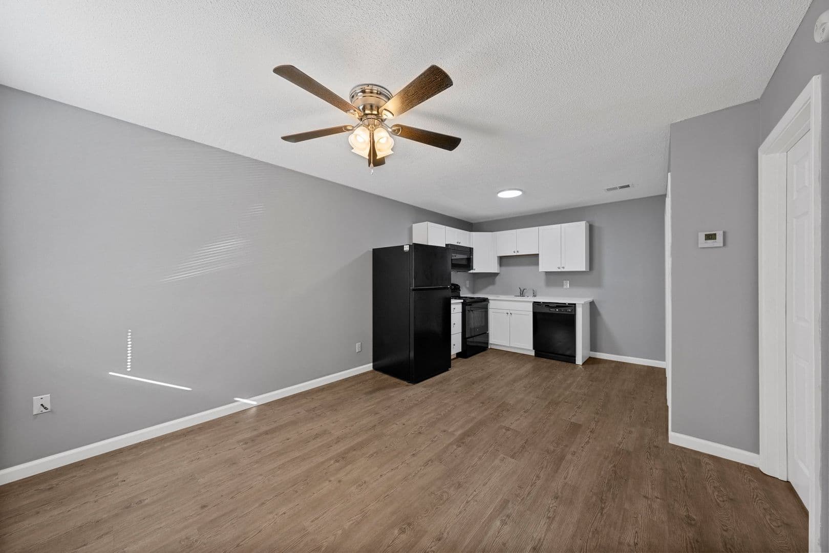 Owensboro Apartment: 630 Chuck Gray Ct