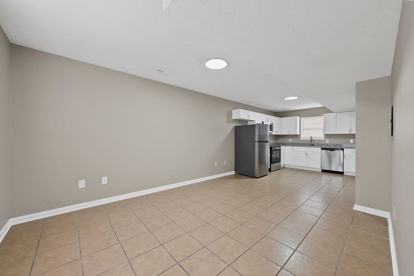 Elizabethtown Apartment: 636 Westport Road