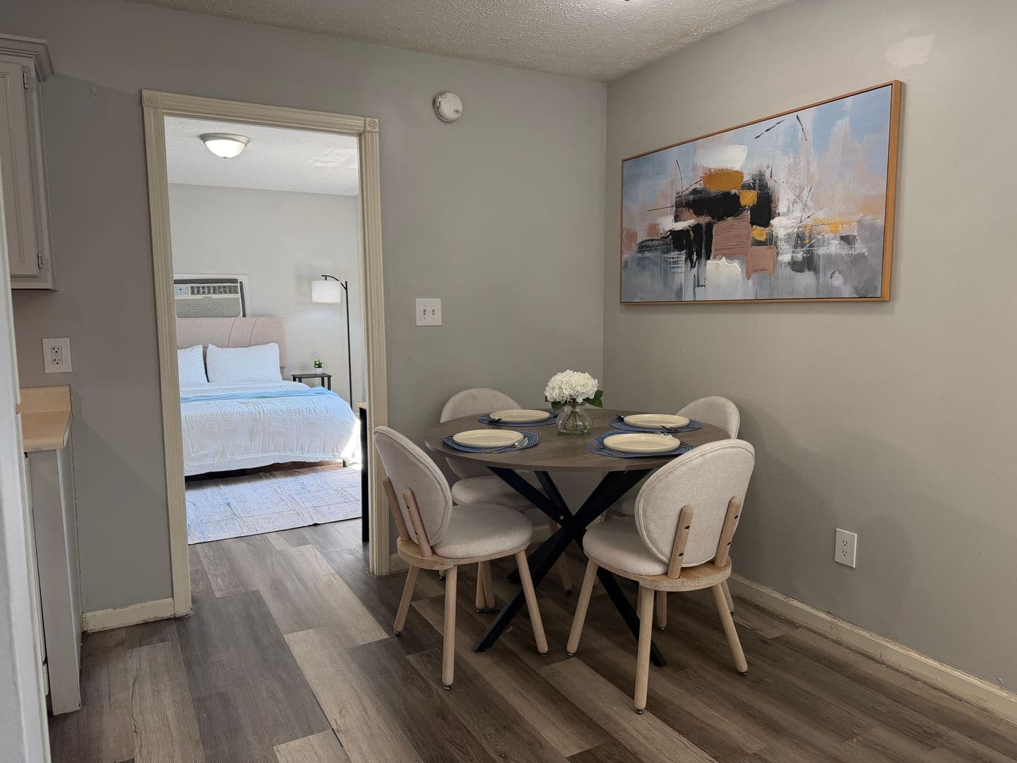 Bowling Green Apartment: 6550 Louisville Rd