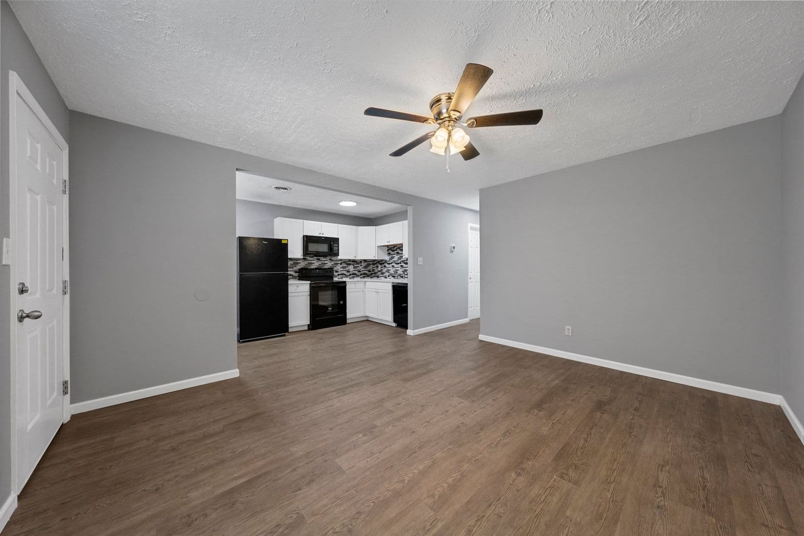 Owensboro Apartment: 630 Chuck Gray Ct