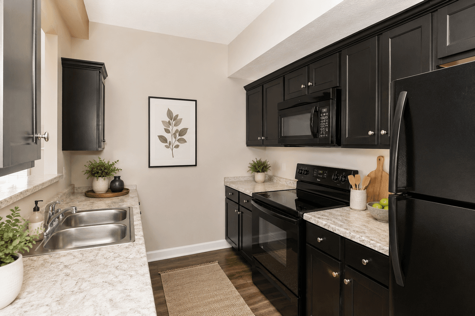 Bowling Green Apartment: 736 Village Creek Drive