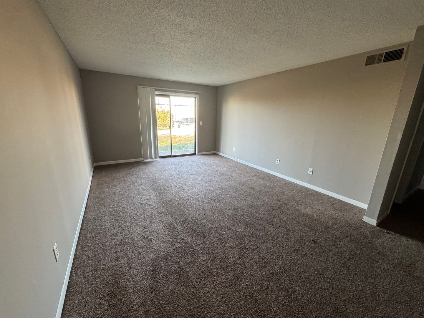 Bowling Green Apartment: 1500 Bryant Way