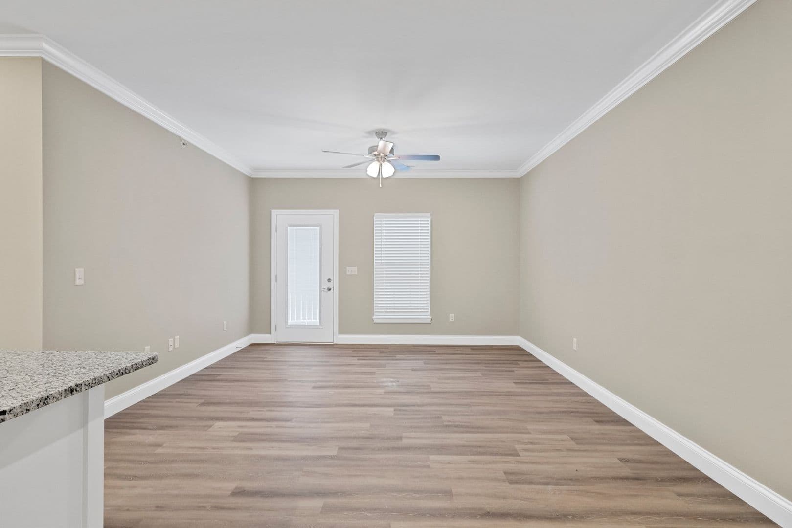 Bowling Green Apartment: 179 Walnut Creek Drive