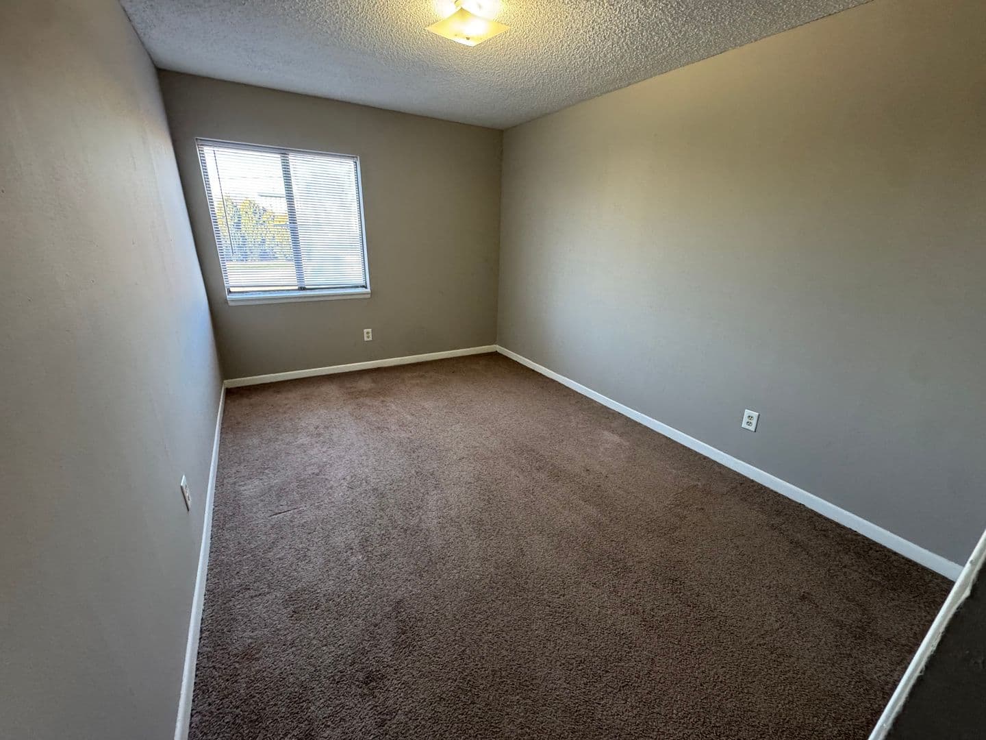 Bowling Green Apartment: 1500 Bryant Way