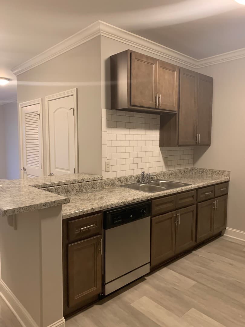 Bowling Green Apartment: 249 Greenwood Lane