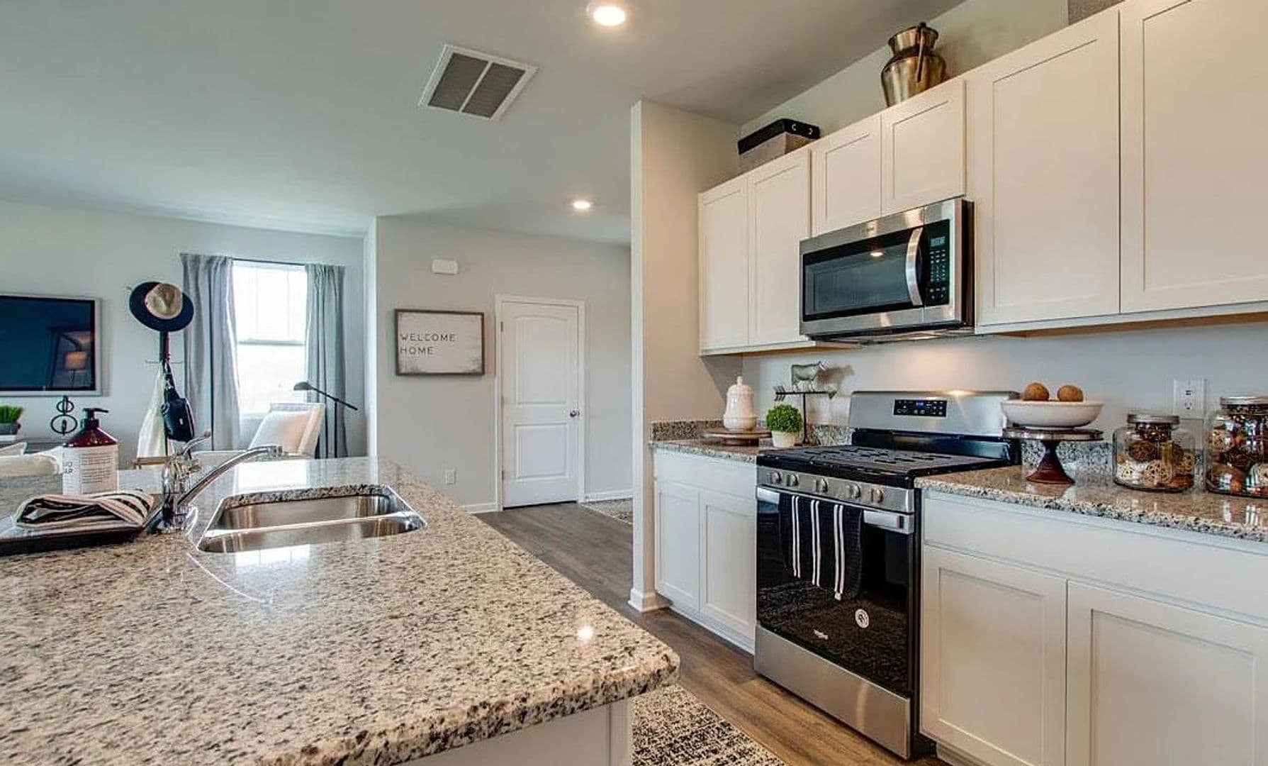 Bowling Green House: 7218 Eagle Stone Lane