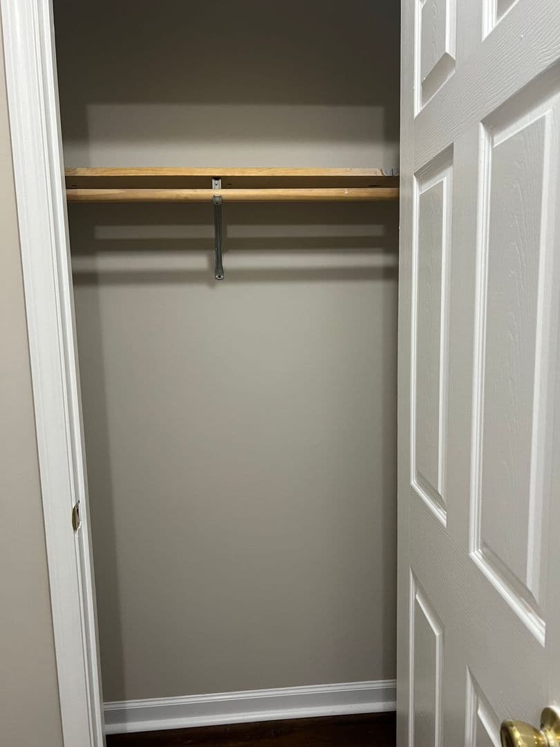 Elizabethtown Apartment: 636 Westport Road