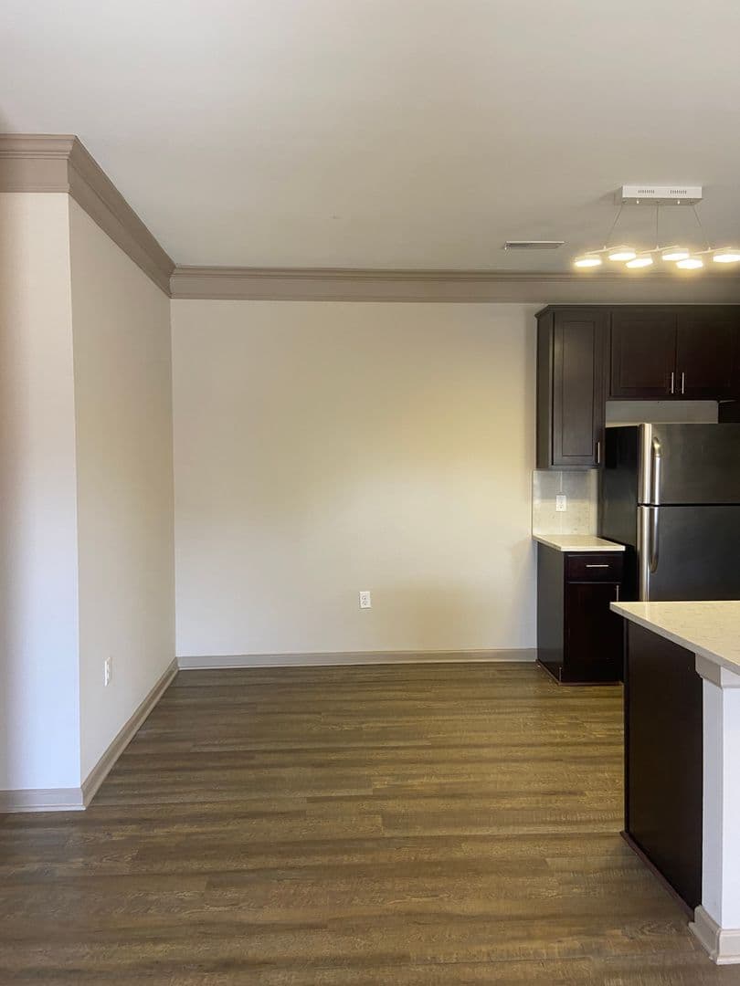 Bowling Green Apartment: 1607 & 1720 US 31W Bypass