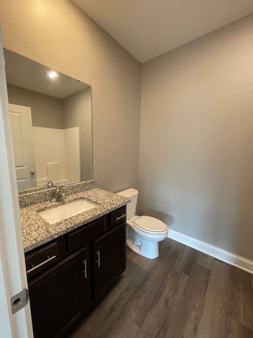 Bowling Green Apartment: 5895 Otte Court