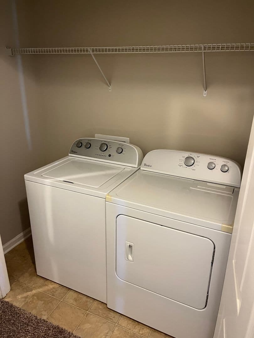 Bowling Green Apartment: 2610 Oriole Street