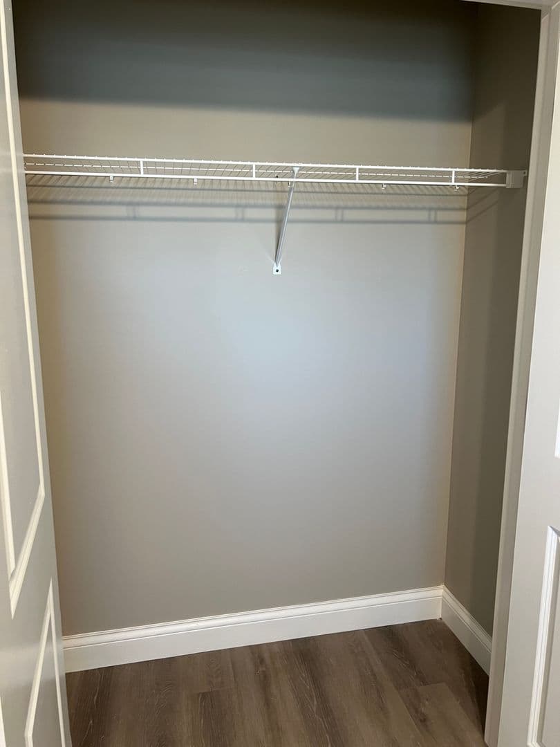 Bowling Green Apartment: 171 Hunt Village Lane