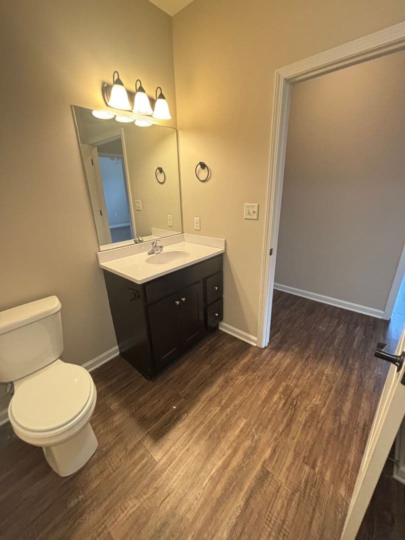 Bowling Green Apartment: 2730 Industrial Drive